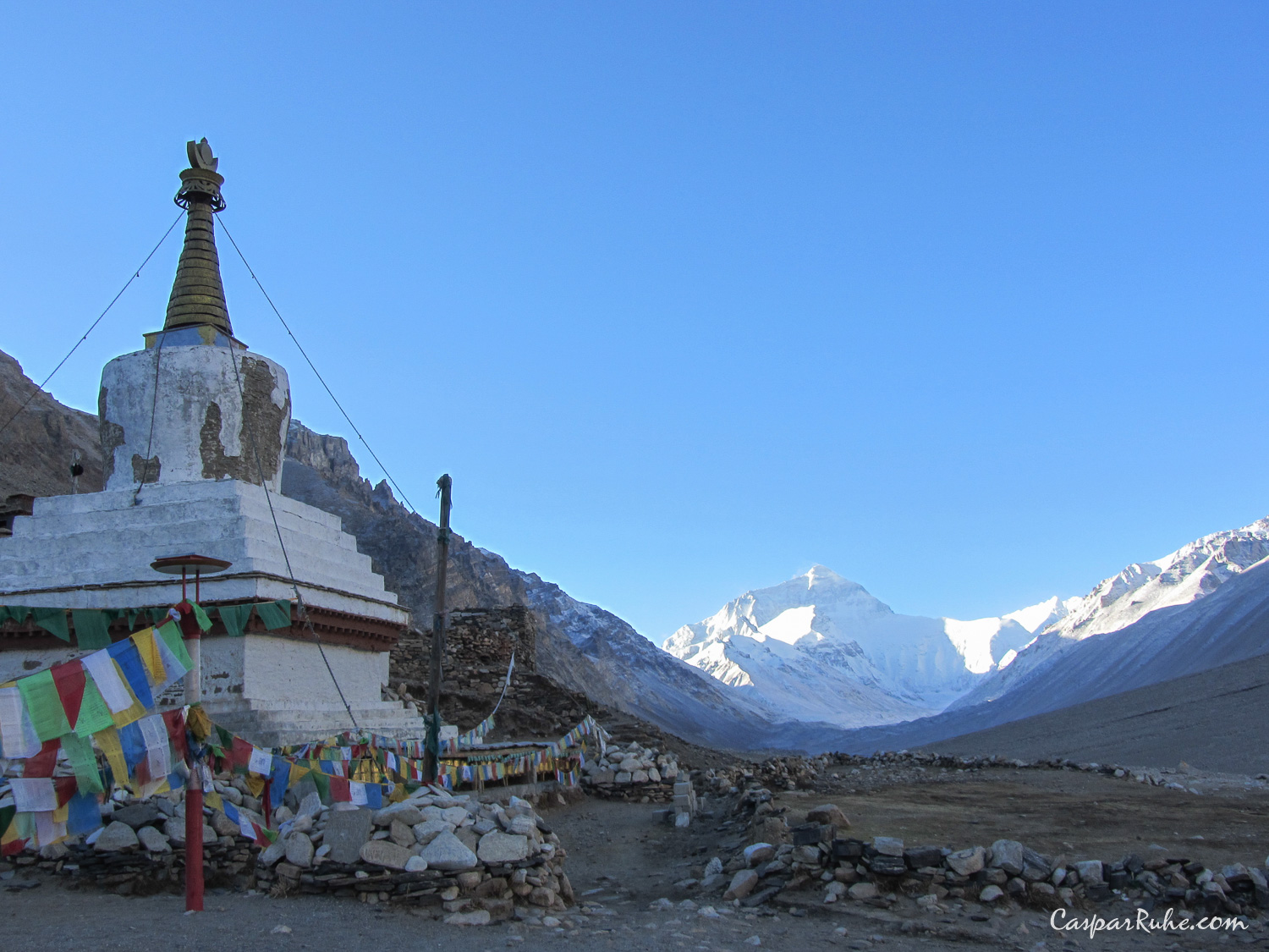 Rongbuk Monastery and Mount Everest
